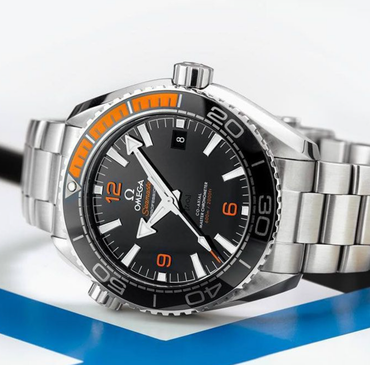 Omega Seamaster Planet Ocean 600M 215.30.44.21.01.002