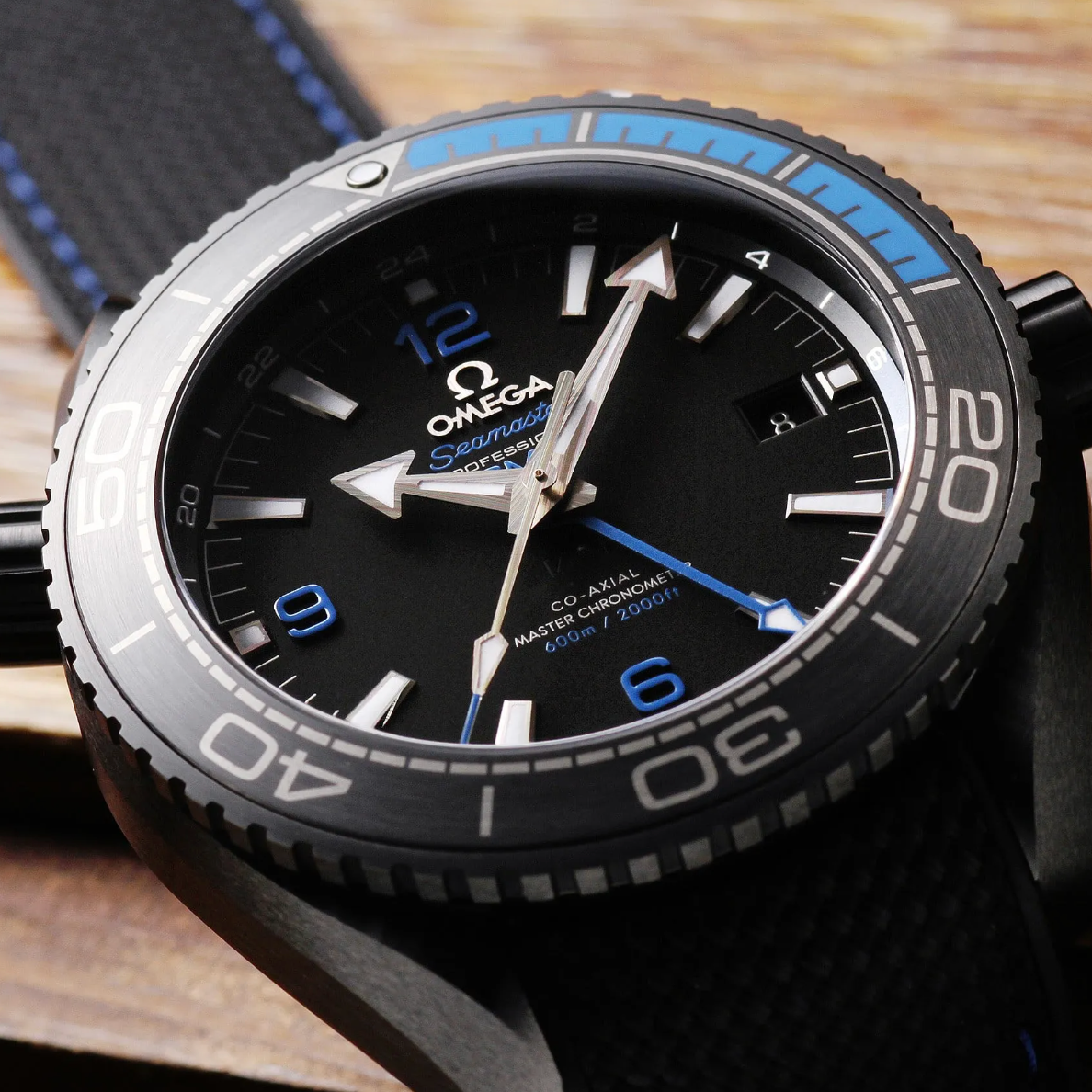 Omega Seamaster Planet Ocean Deep Black GMT 215.92.46.22.01.002