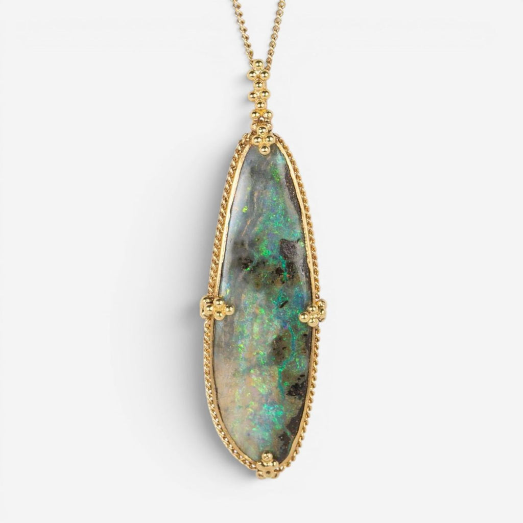 Amáli Unikat Anhänger mit Kette 18 Kt Gelbgold mit Boulder-Opal 22,87 ct N-2409-BOP