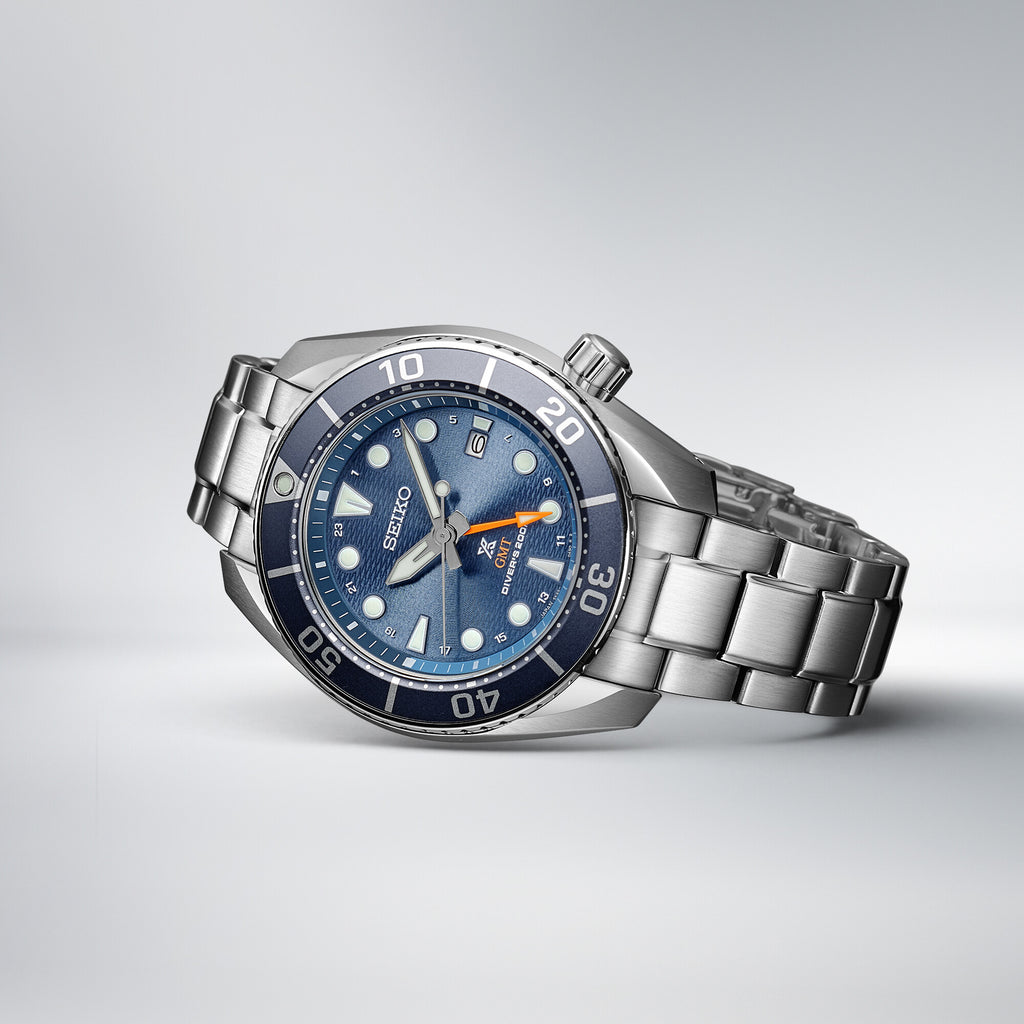 Seiko Prospex Solar GMT Diver's Sumo