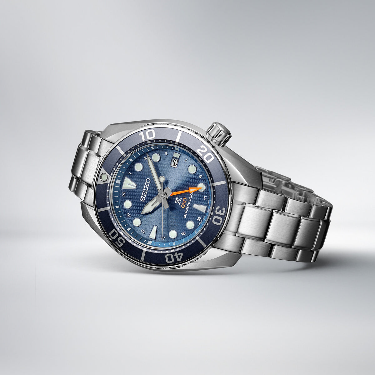 Seiko Prospex Solar GMT Diver's Sumo