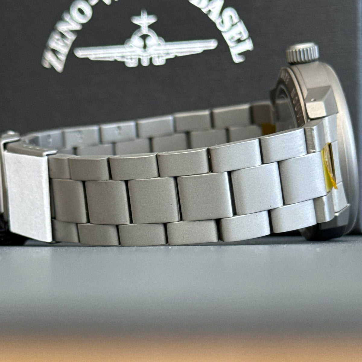 Zeno Watch Classic Titanium Pilot Winder 24 hours - Limited Edition