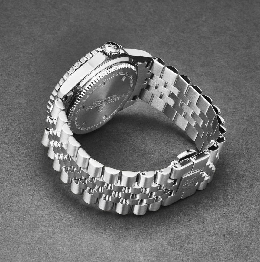 Revue Thommen Diver