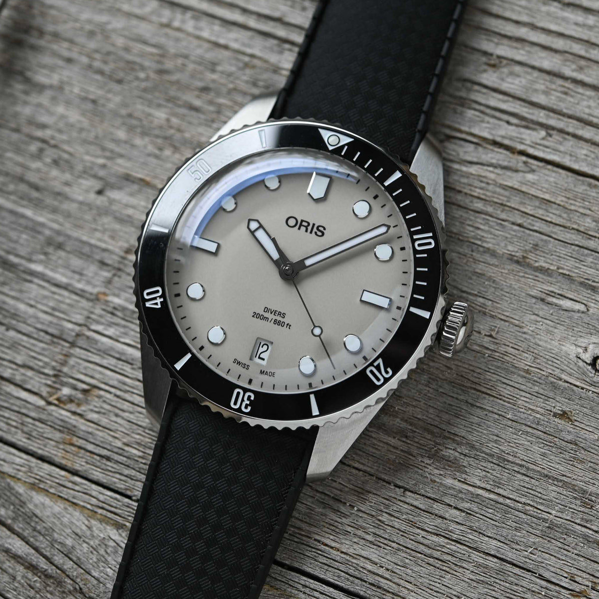 Oris Divers Date 39mm Beige
